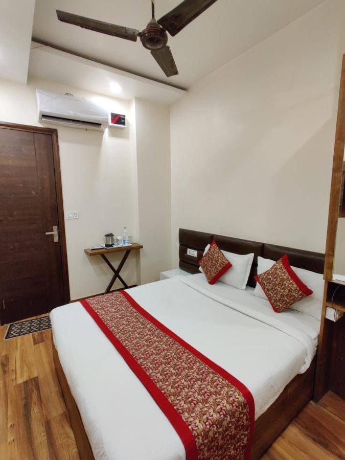 Hotel 56 - 200 Meter From Golden Temple 阿姆利则 外观 照片